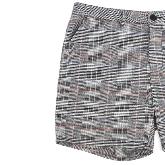 Asos Plaid Houndstooth Flat Front Shorts Womens Size 36 Black, White, Blue & Red - Picture 2 of 13